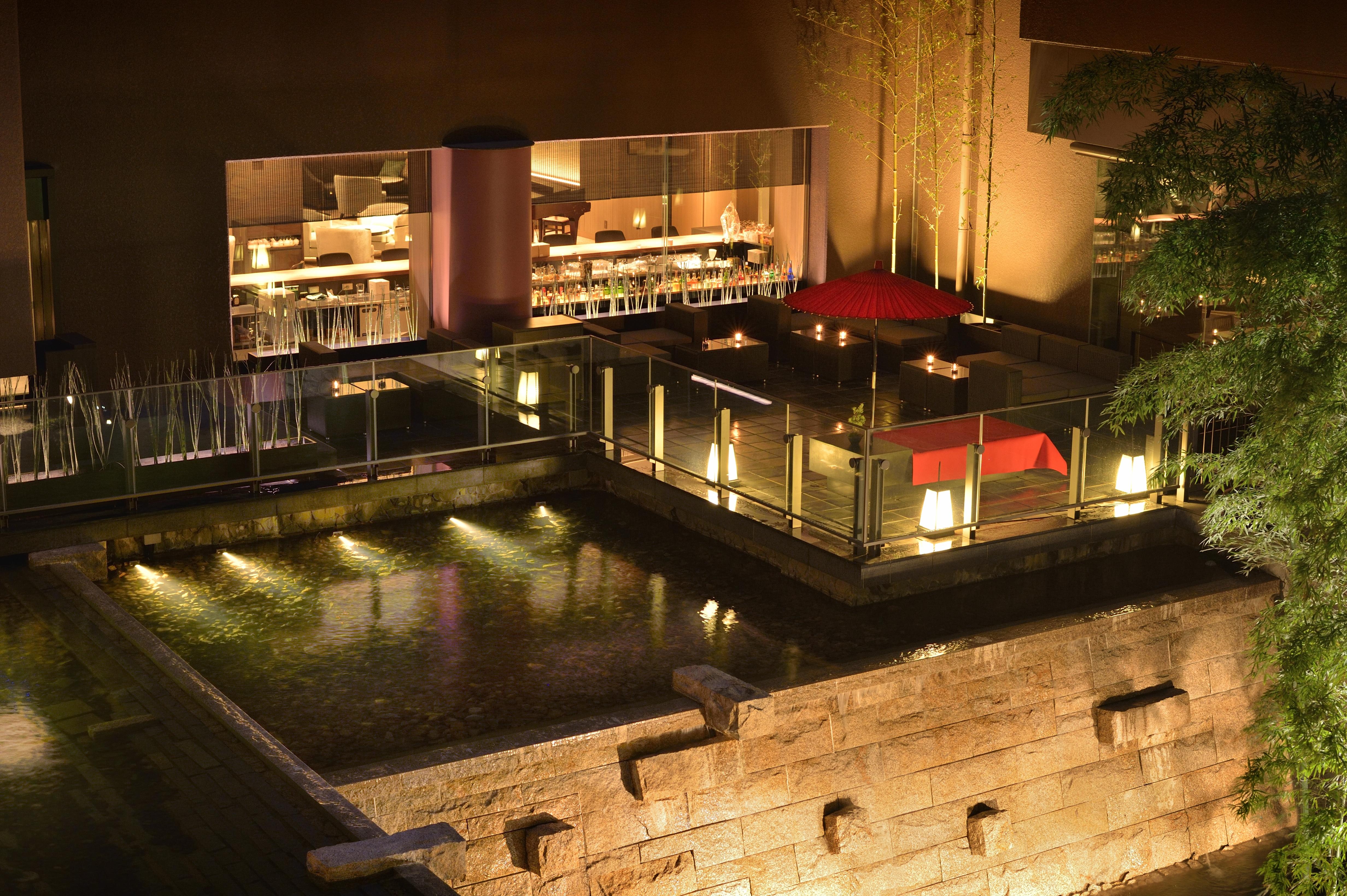 Kyoto Tokyu Hotel Exterior photo The restaurant at night
